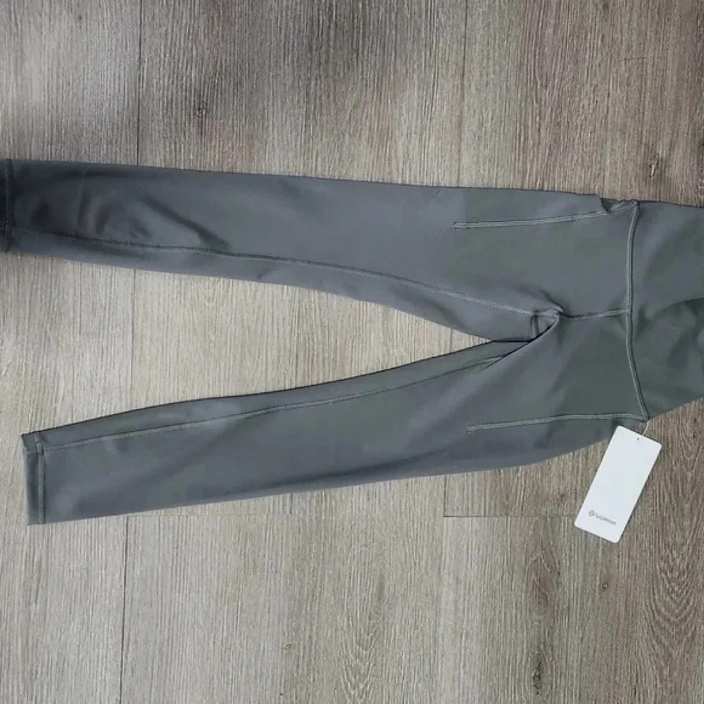 Lululemon wunder train HR tight size
